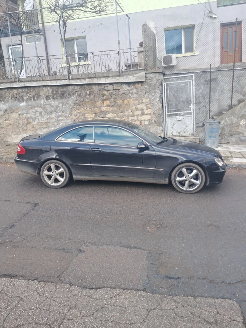 Mercedes-Benz CLK, снимка 5 - Автомобили и джипове - 48630386