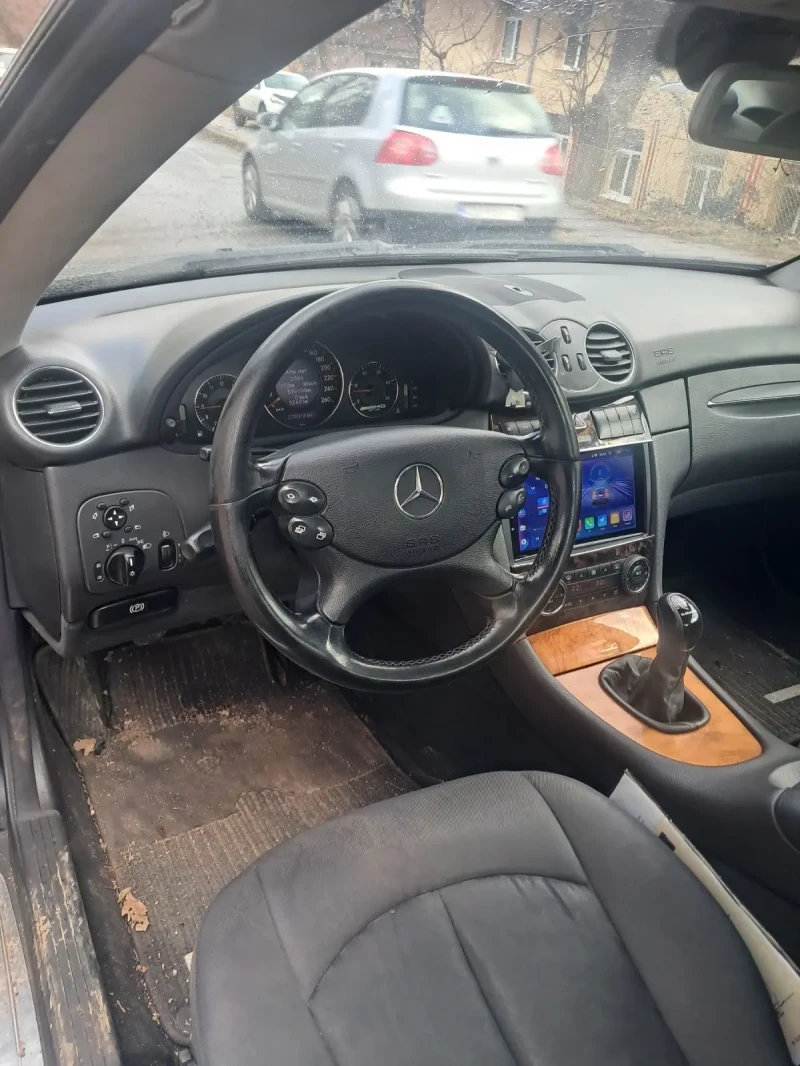 Mercedes-Benz CLK, снимка 2 - Автомобили и джипове - 48630386