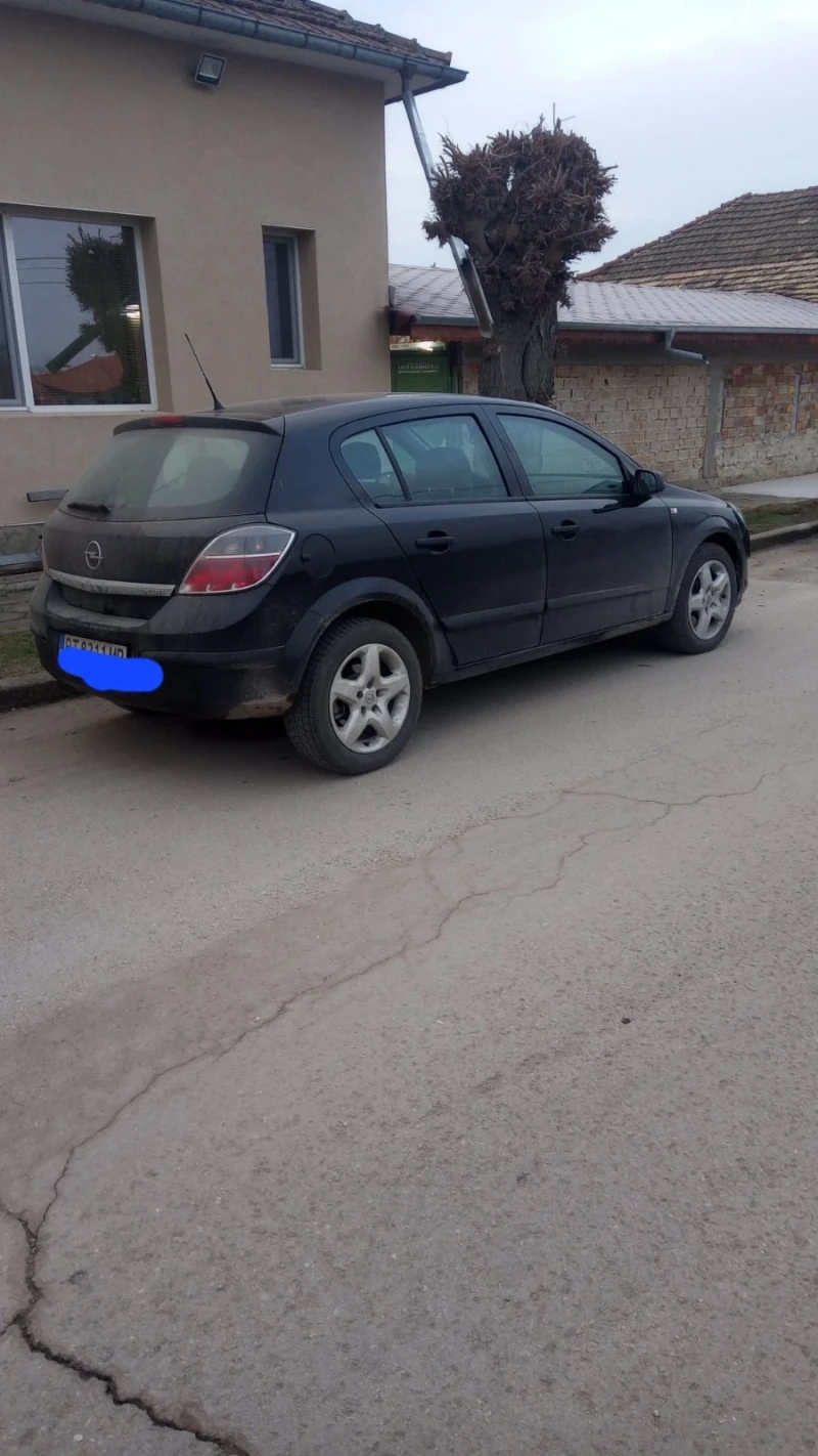 Opel Astra, снимка 10 - Автомобили и джипове - 48765922