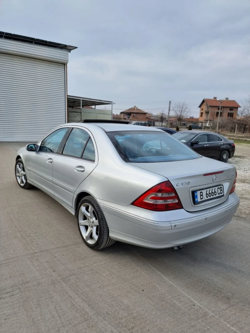 Mercedes-Benz C 320 Sport Edition, снимка 7 - Автомобили и джипове - 49022405