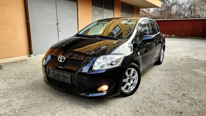 Toyota Auris 2.2 D4D, снимка 1 - Автомобили и джипове - 49502831