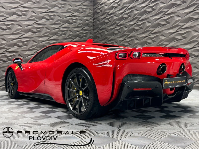 Ferrari SF 90 Stradale Carbon Exclusive, снимка 3 - Автомобили и джипове - 50499559