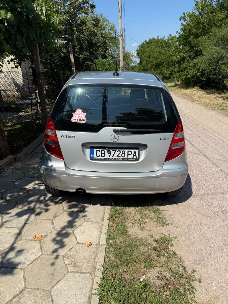 Mercedes-Benz A 180, снимка 8 - Автомобили и джипове - 51300026