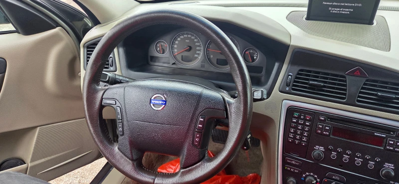 Volvo Xc70 2.4 ДИЗЕЛ 4Х4, снимка 14 - Автомобили и джипове - 52199242
