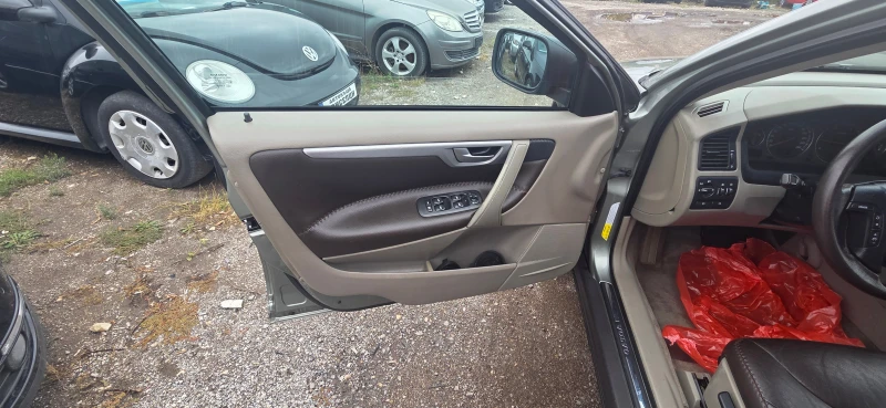 Volvo Xc70 2.4 ДИЗЕЛ 4Х4, снимка 9 - Автомобили и джипове - 52199242