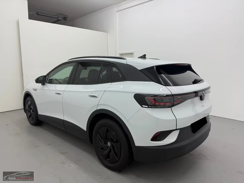 VW ID.4 PURE/STYLE/170HP/BI-COLOR/IQ.LIGHT/ACC/918f, снимка 3 - Автомобили и джипове - 52329924