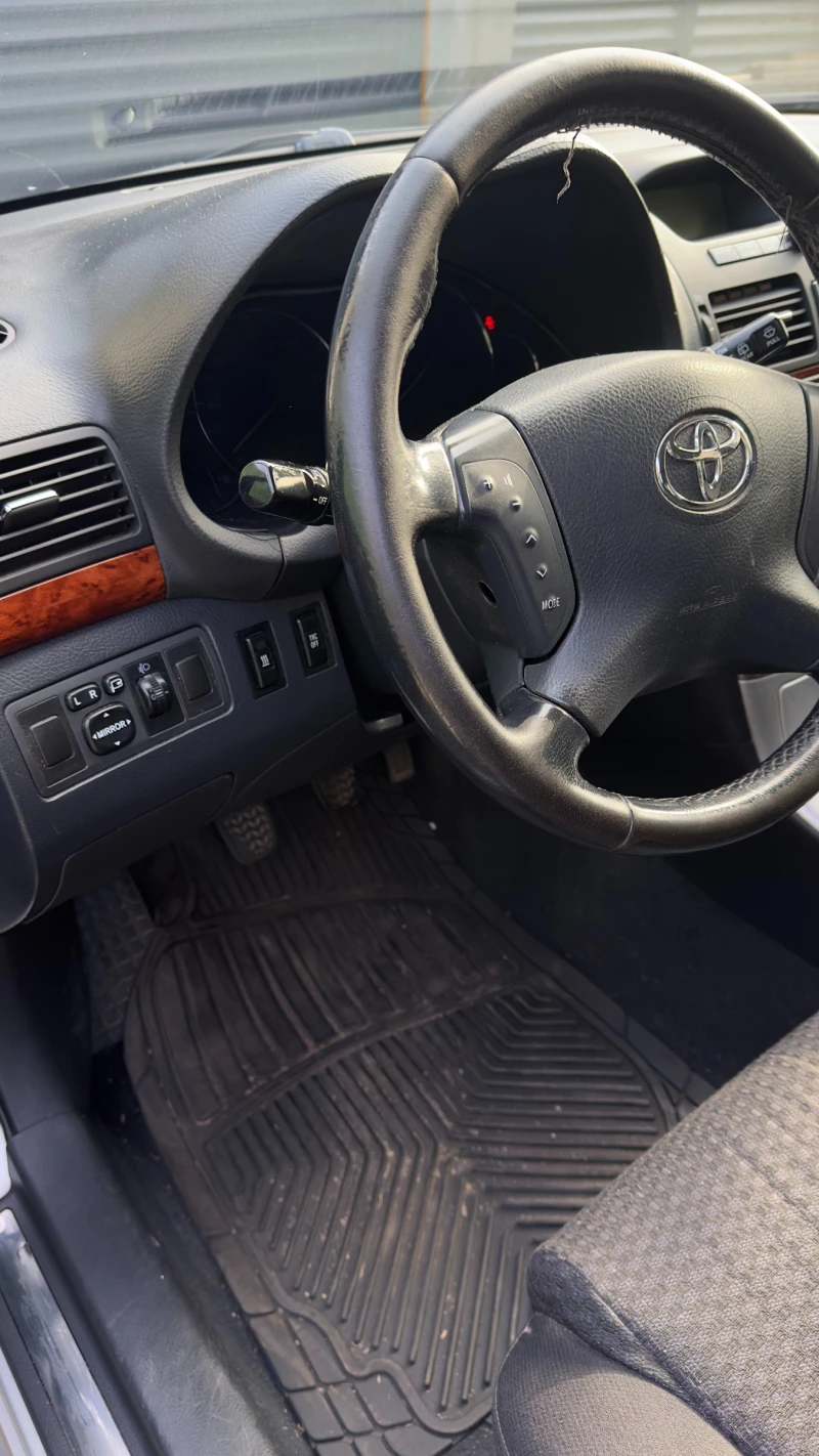 Toyota Avensis, снимка 7 - Автомобили и джипове - 52645165