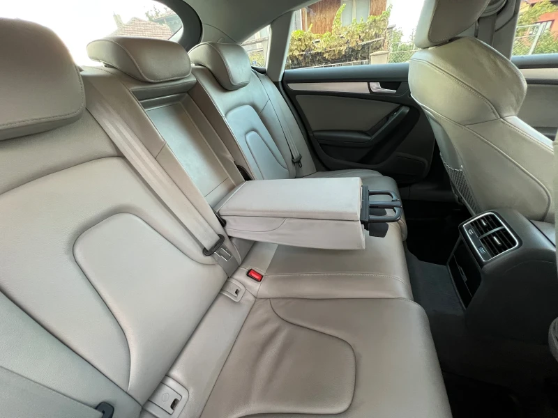 Audi A5 3.0 TDI / ПЕРФЕКТНА , снимка 16 - Автомобили и джипове - 52679834