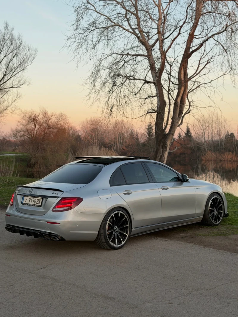 Mercedes-Benz E 220 W213, снимка 5 - Автомобили и джипове - 52805659