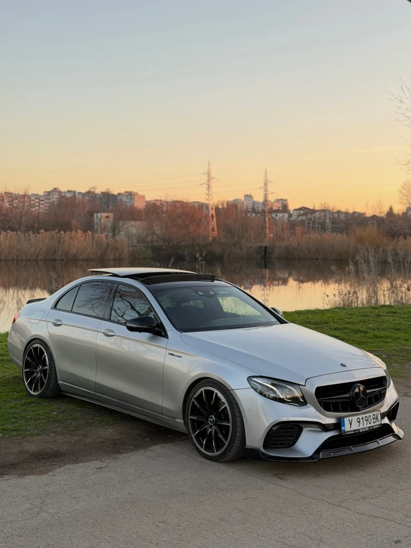 Mercedes-Benz E 220 W213, снимка 2 - Автомобили и джипове - 52805659