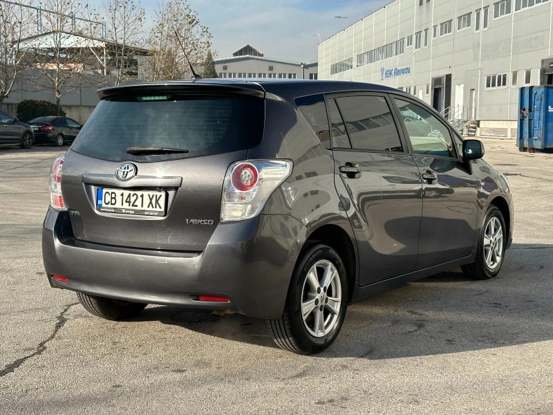 Toyota Verso 1.8i 147 к.с. , снимка 4 - Автомобили и джипове - 52822188