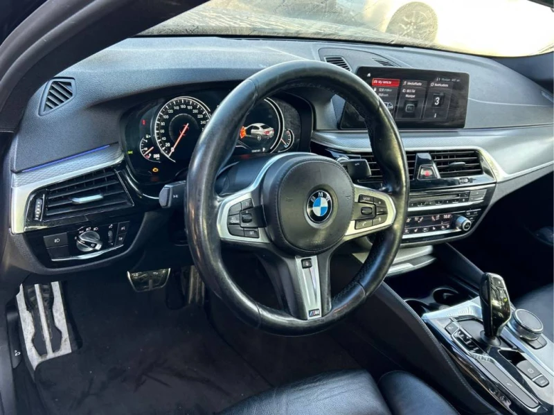 BMW 530 CARFAX* ОПЦИЯ ЗА ФИНАНСИРАНЕ* , снимка 9 - Автомобили и джипове - 53047221