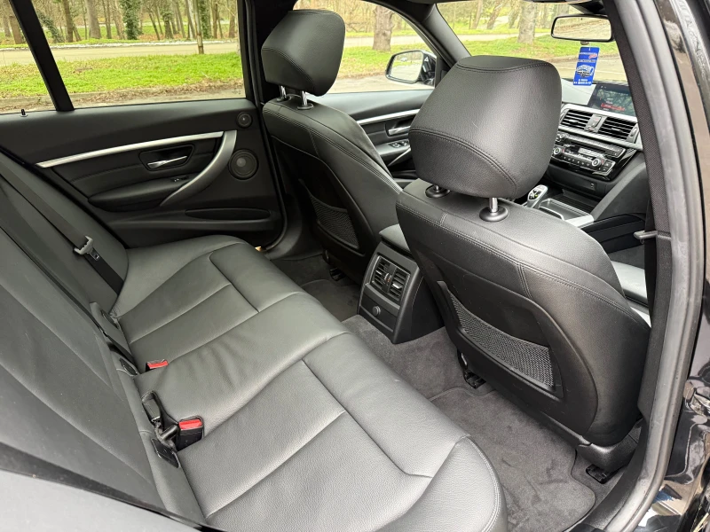 BMW 340 XDRIVE* M-PAKET* 59000КМ!!!* PANO* CAM360* DIST* , снимка 10 - Автомобили и джипове - 53249929