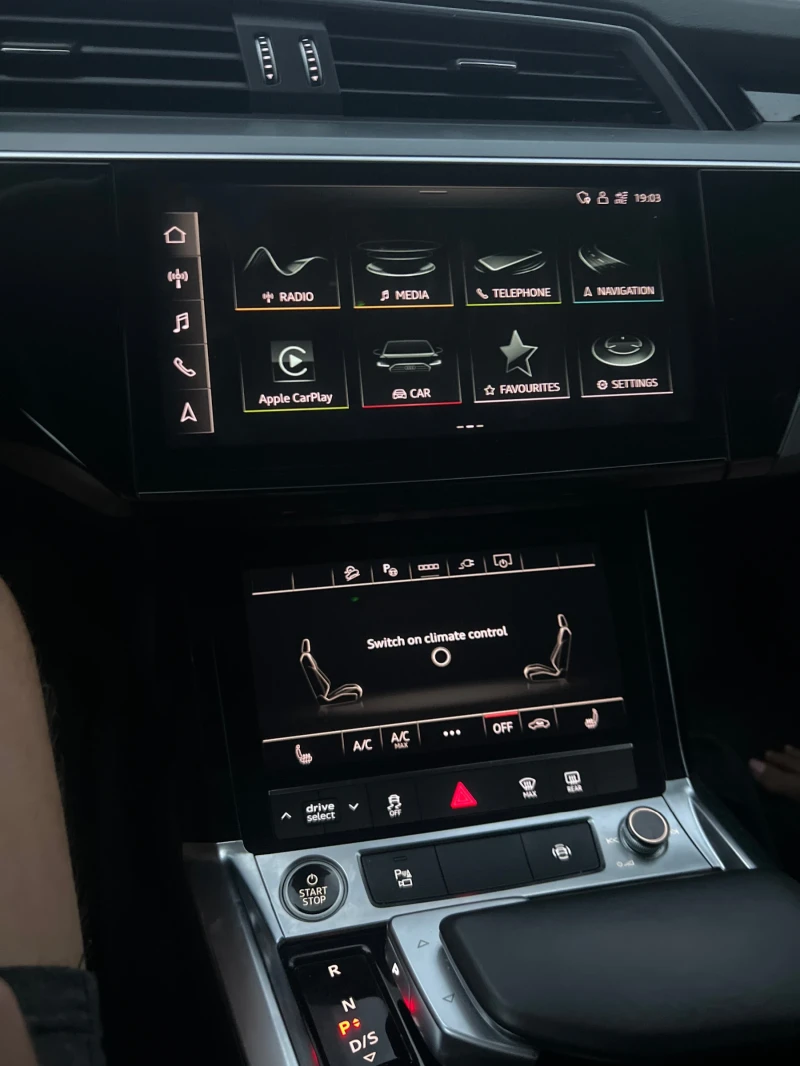 Audi E-Tron 50 Sportback Matrix 22г., снимка 8 - Автомобили и джипове - 53454011