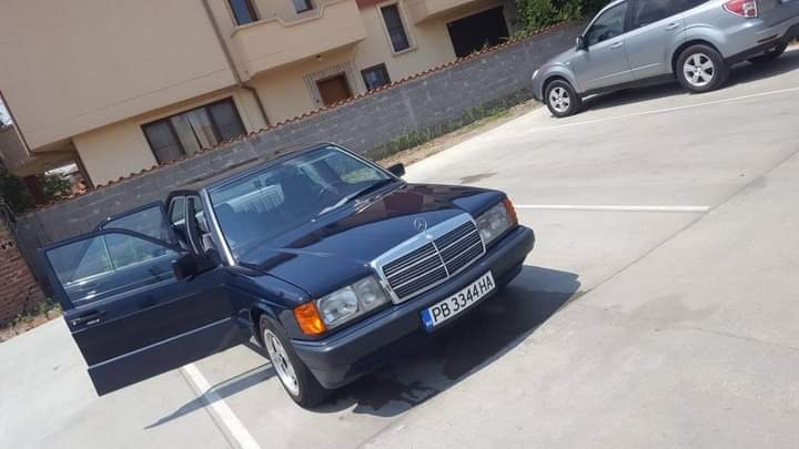 Mercedes-Benz 190 2.5D, снимка 15 - Автомобили и джипове - 44640980