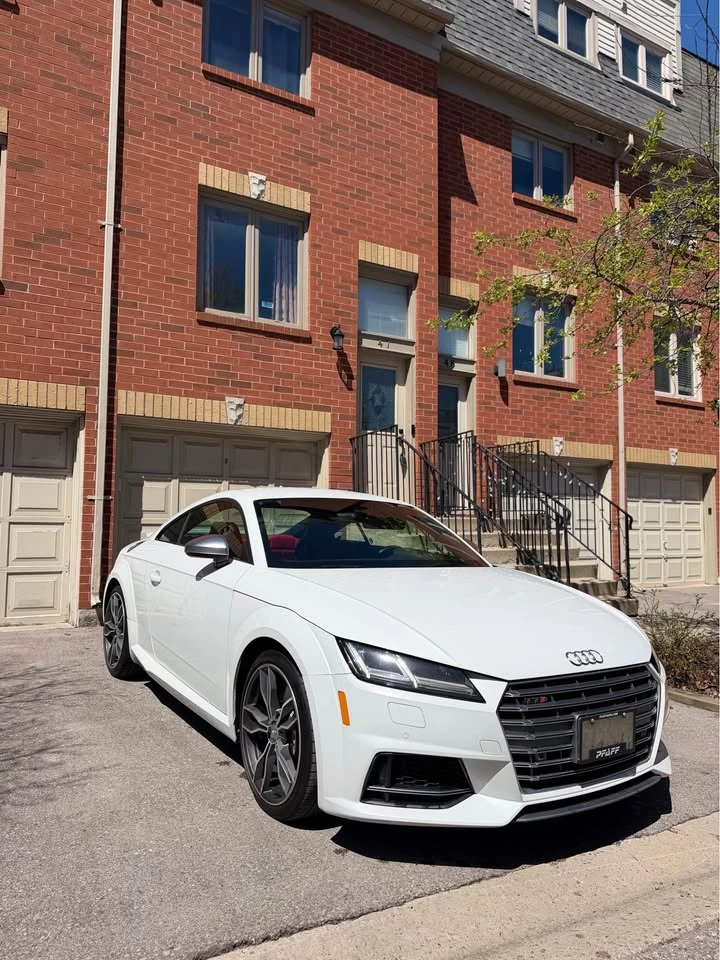 Audi Tt * TTS* АВТОКРЕДИТ БЕЗ  ПЪРВОНАЧАЛНА ВНОСКА* , снимка 6 - Автомобили и джипове - 54960555