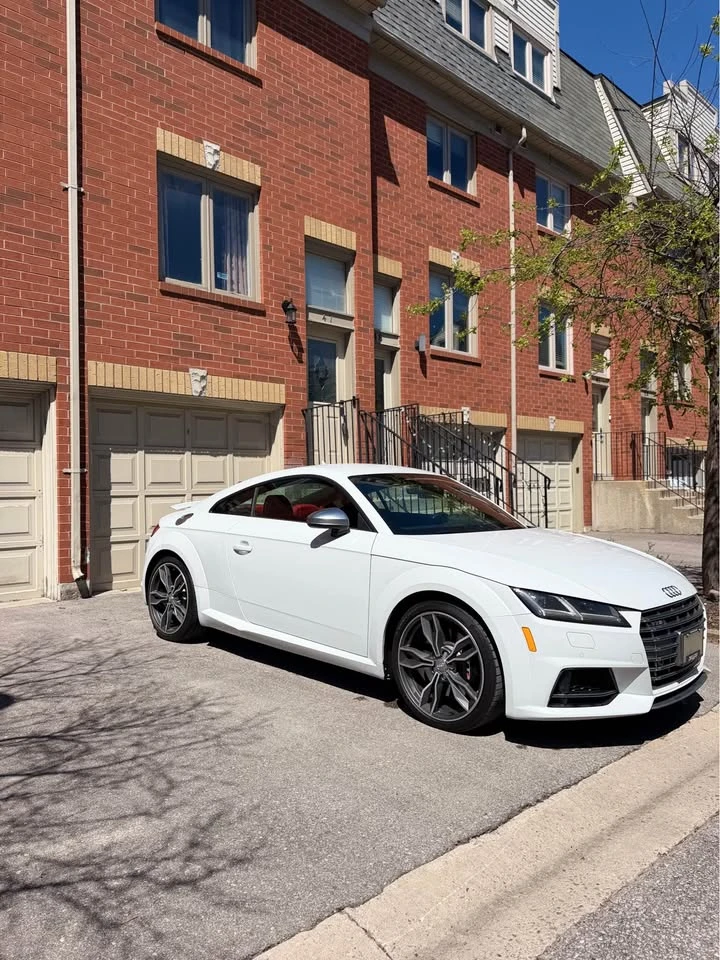 Audi Tt * TTS* АВТОКРЕДИТ БЕЗ  ПЪРВОНАЧАЛНА ВНОСКА* , снимка 2 - Автомобили и джипове - 54960555