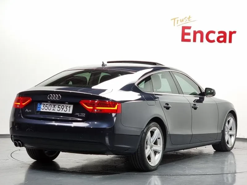 Audi A5 2.0 TDI Quattro - САМО 30% АВАНС, снимка 2 - Автомобили и джипове - 56003339