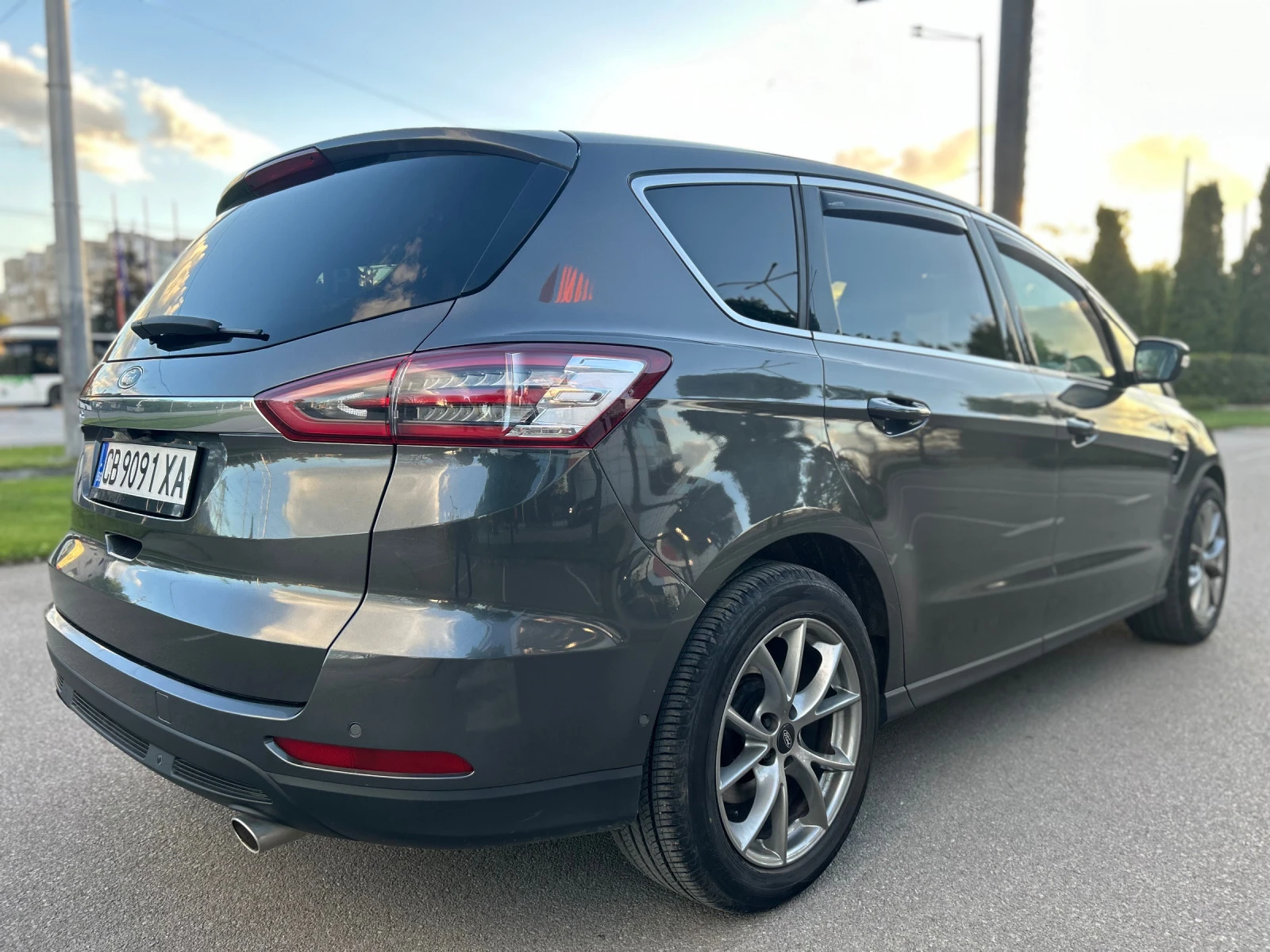 Ford S-Max 2.0TDCI* TITANIUM* ЛИЗИНГ* РЕГИСТРИРАНА*  - изображение 4