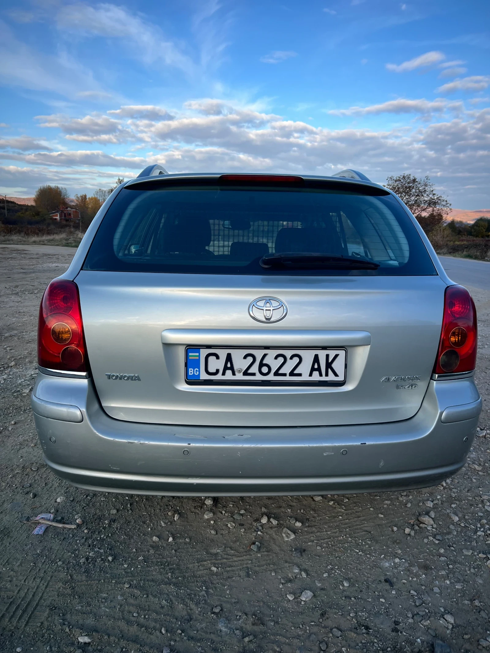 Toyota Avensis 2.0 D4D 150 - изображение 3