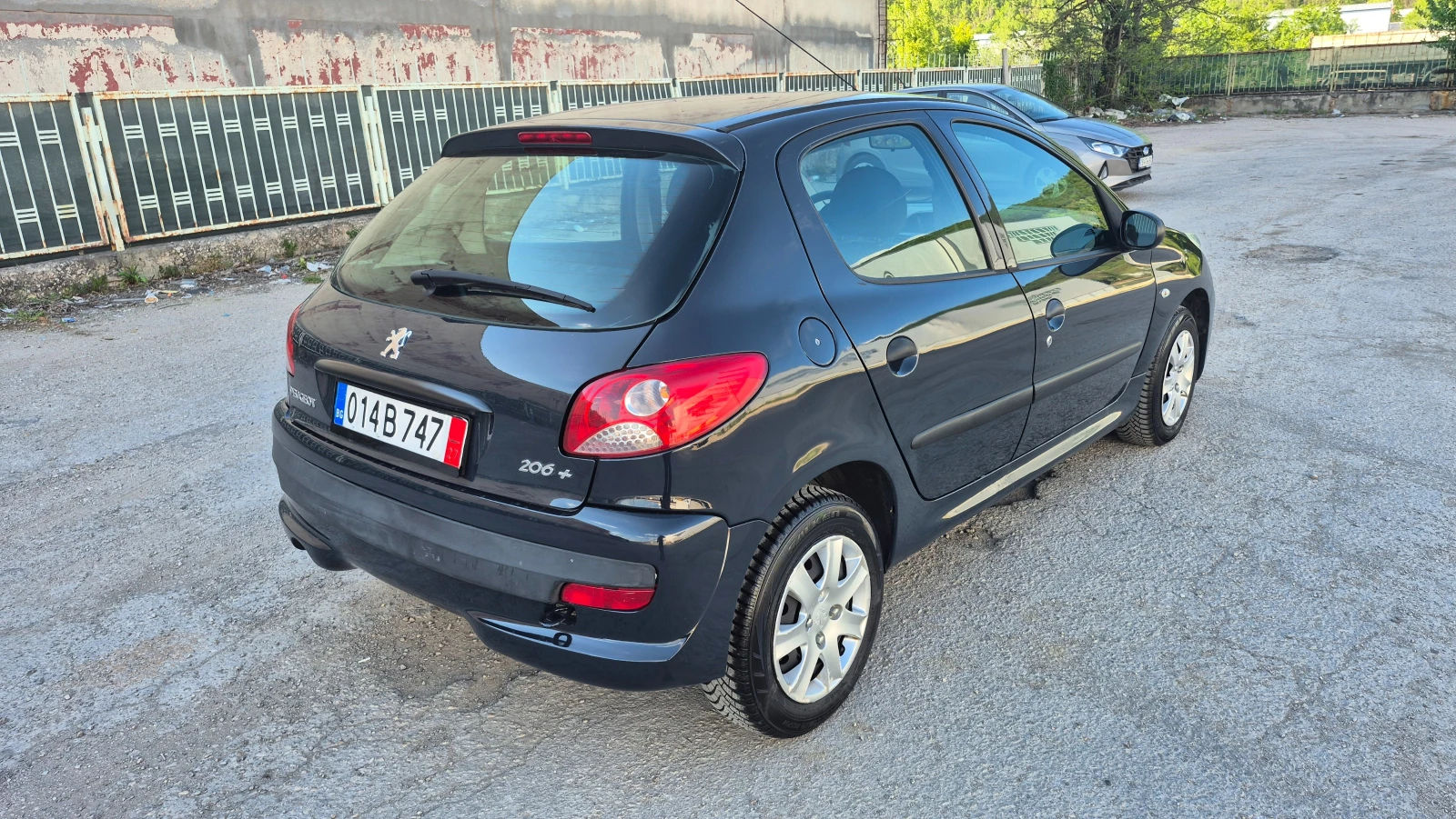 Peugeot 206 1.1i 138000км Климатик - изображение 6