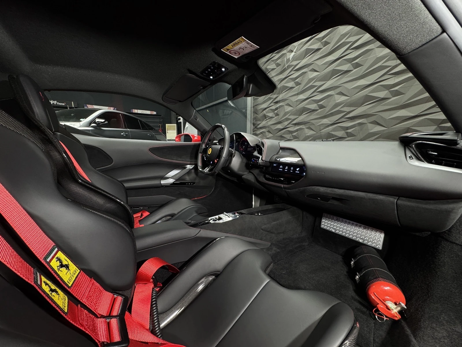 Ferrari SF 90 Stradale Carbon Exclusive | Mobile.bg   11