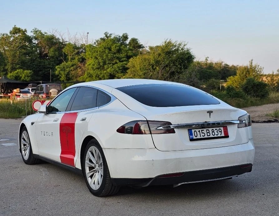 Tesla Model S S85 Free Supercharging - изображение 5