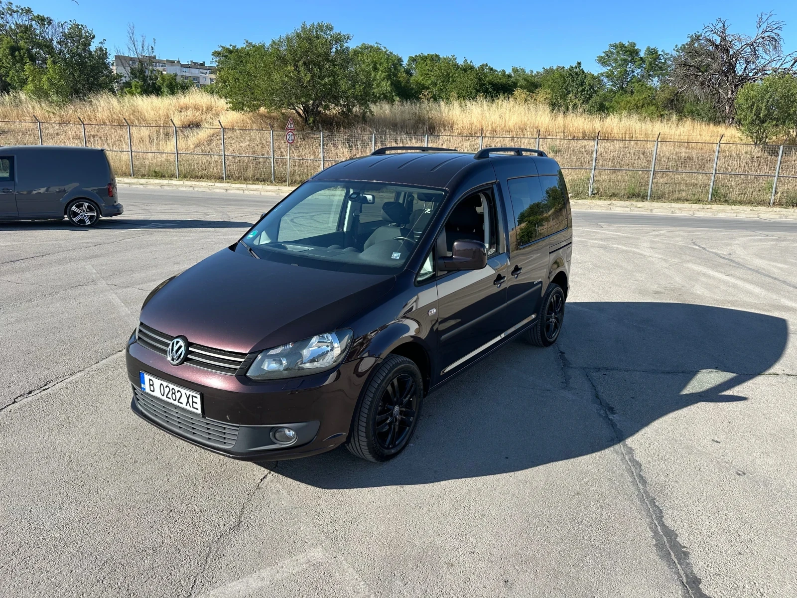 VW Caddy 1.6 / 102 hp / DSG - изображение 9