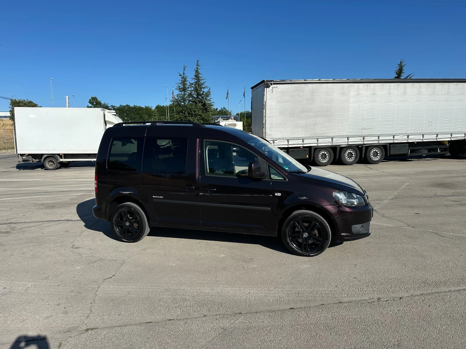 VW Caddy 1.6 / 102 hp / DSG - изображение 2