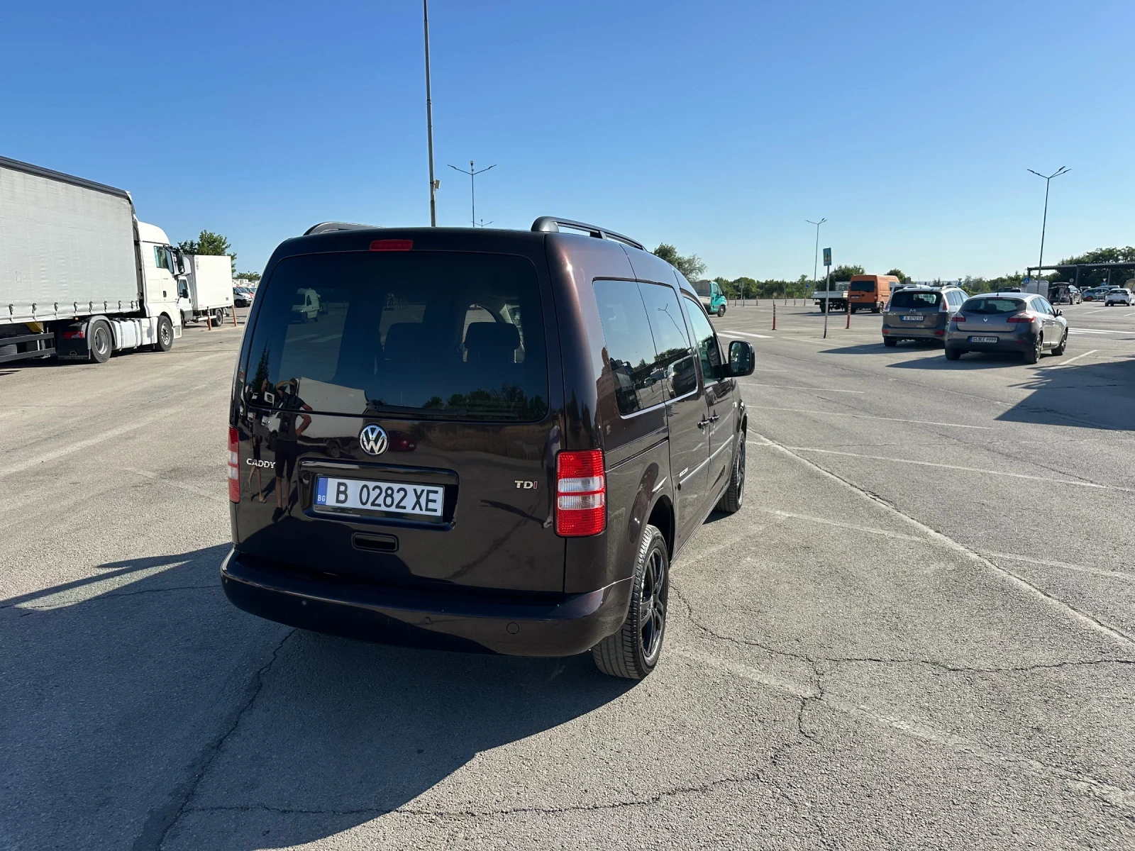 VW Caddy 1.6 / 102 hp / DSG - изображение 6