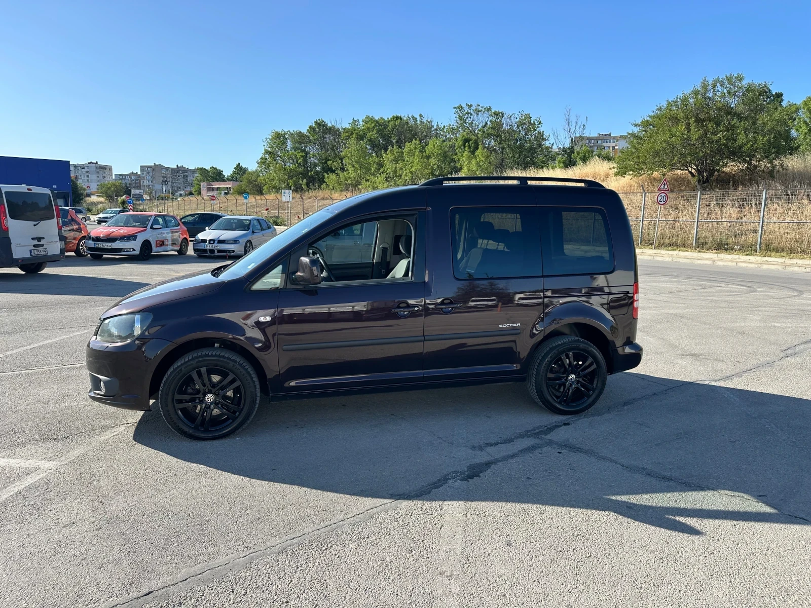 VW Caddy 1.6 / 102 hp / DSG - изображение 5