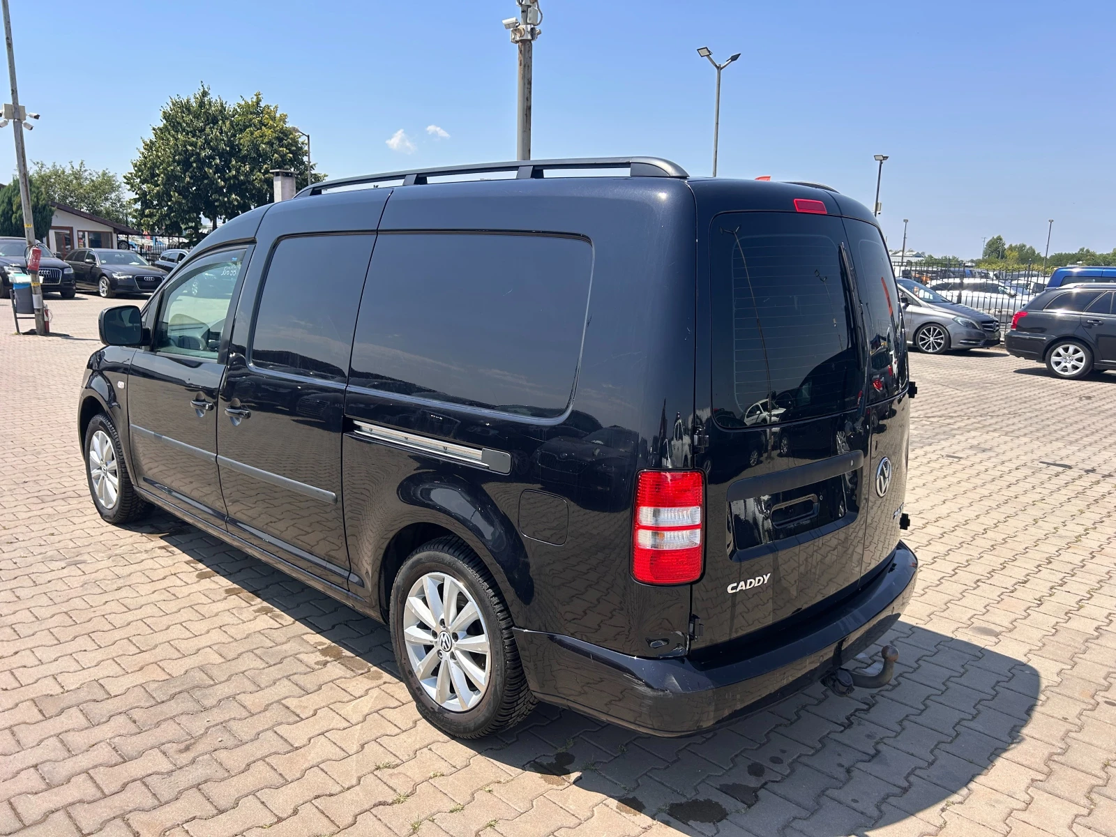 VW Caddy 2.0TDI MAXI NAVI EURO 5 - изображение 10