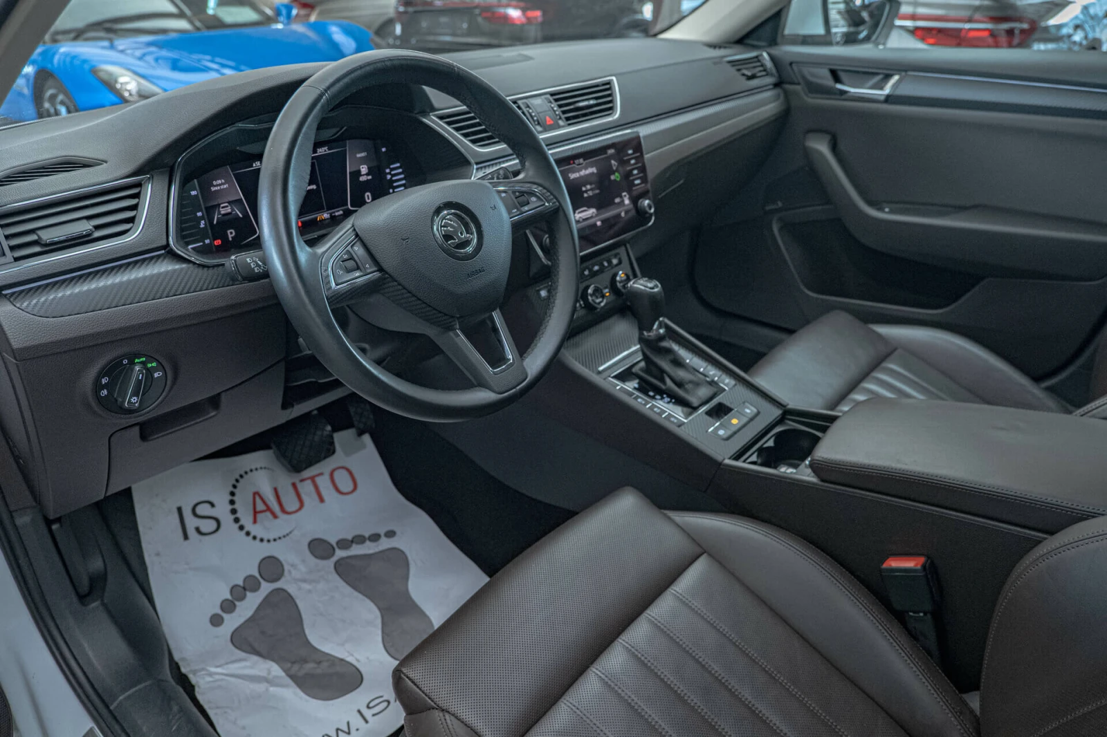 Skoda Superb 2.0TDI/Laurin&Klement/Обдухване/Дистроник/DSG/4X4 - изображение 6
