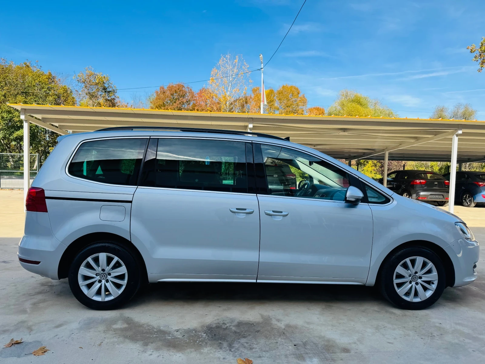 VW Sharan * HIGHLINE* DSG-6* NAVI* PANORAMA*  | Mobile.bg   7