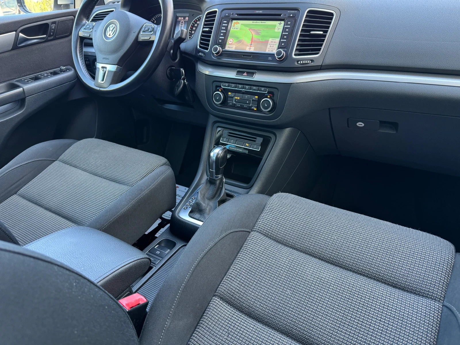 VW Sharan * HIGHLINE* DSG-6* NAVI* PANORAMA*  | Mobile.bg   11