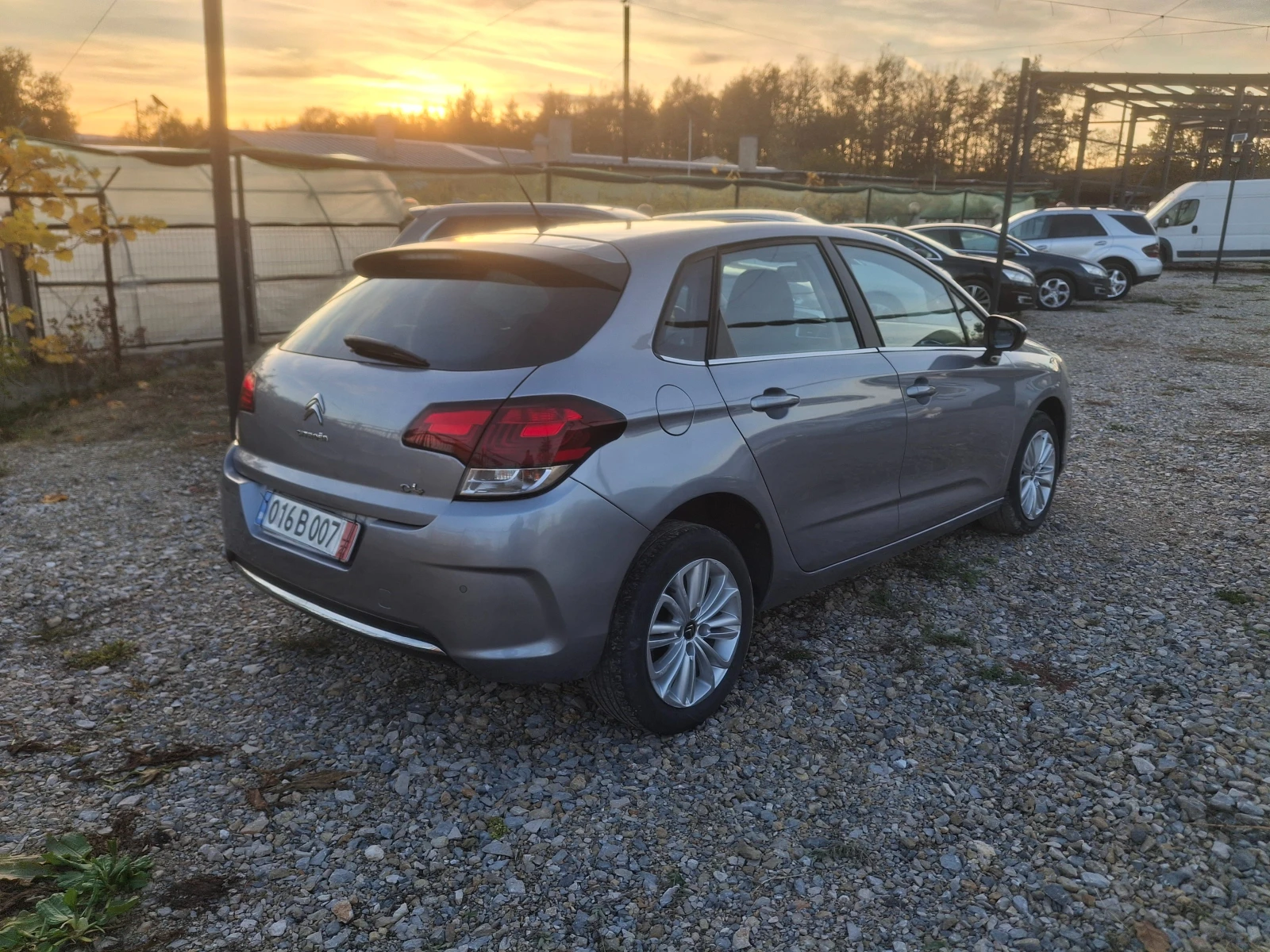 Citroen C4 1.2T - изображение 5