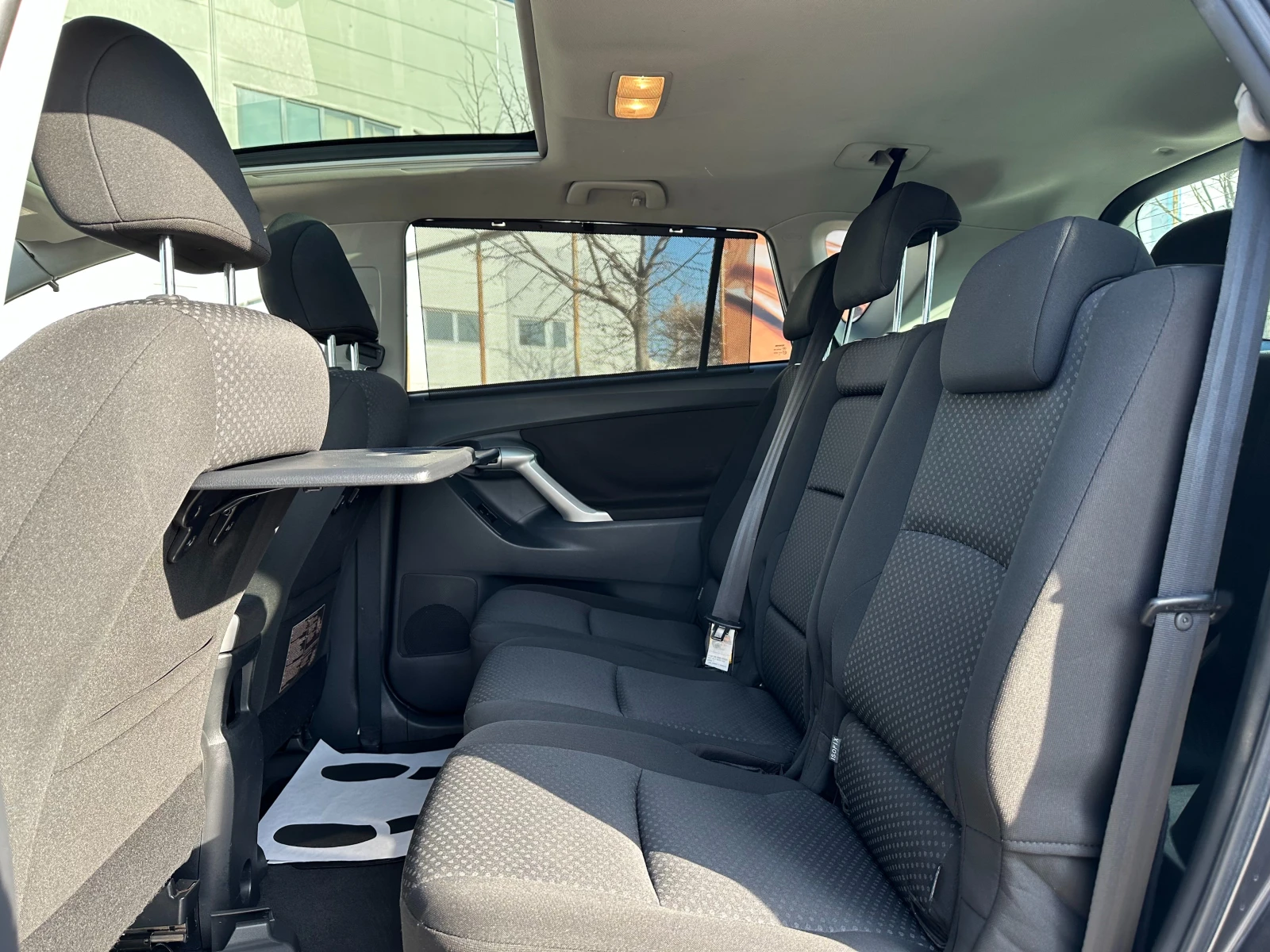 Toyota Verso 1.8i 147 к.с.  - изображение 9