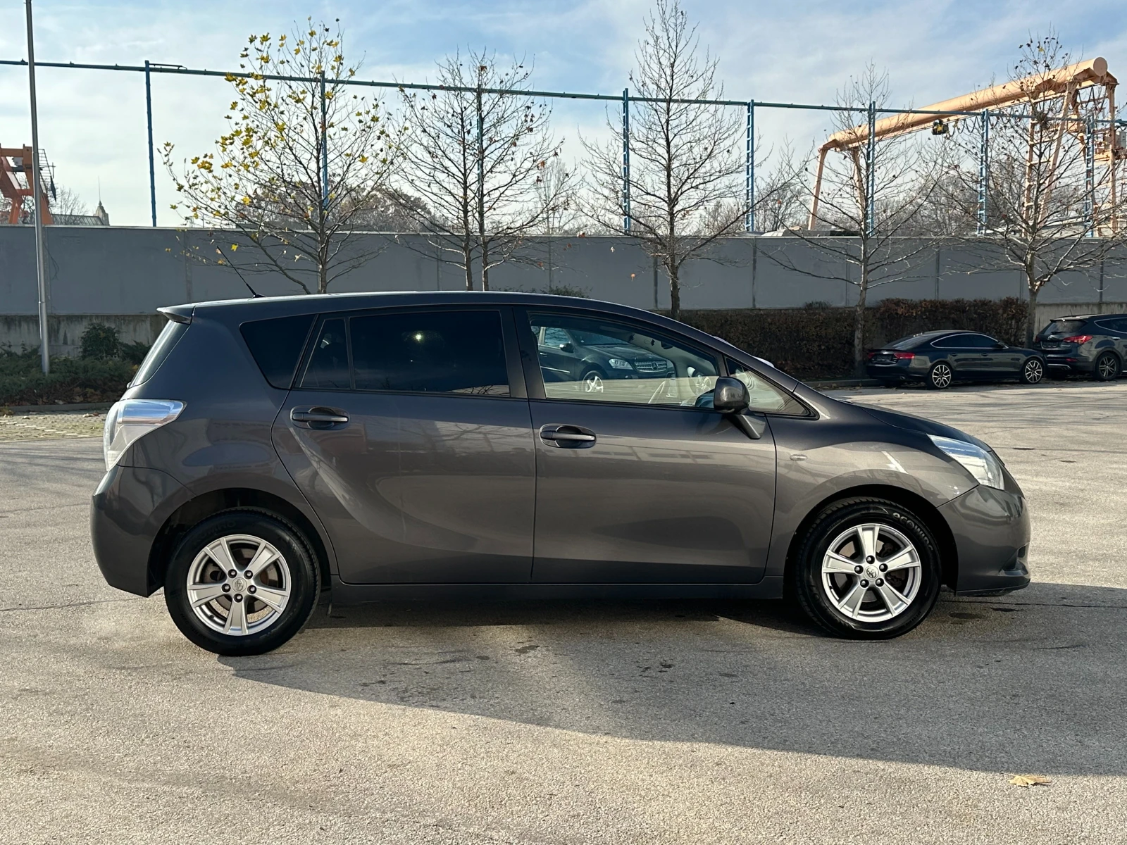 Toyota Verso 1.8i 147 к.с.  - изображение 5