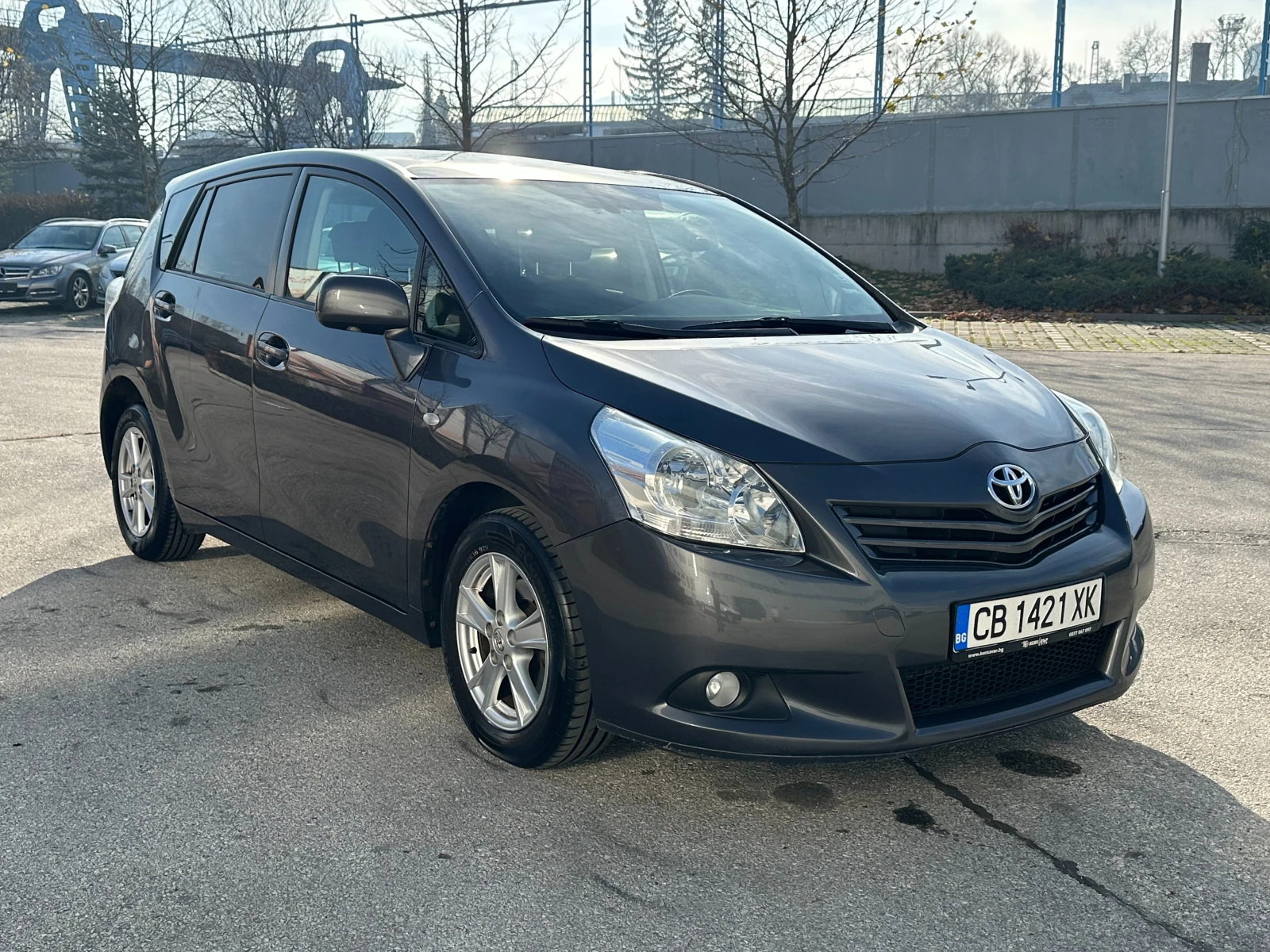 Toyota Verso 1.8i 147 к.с.  - изображение 6
