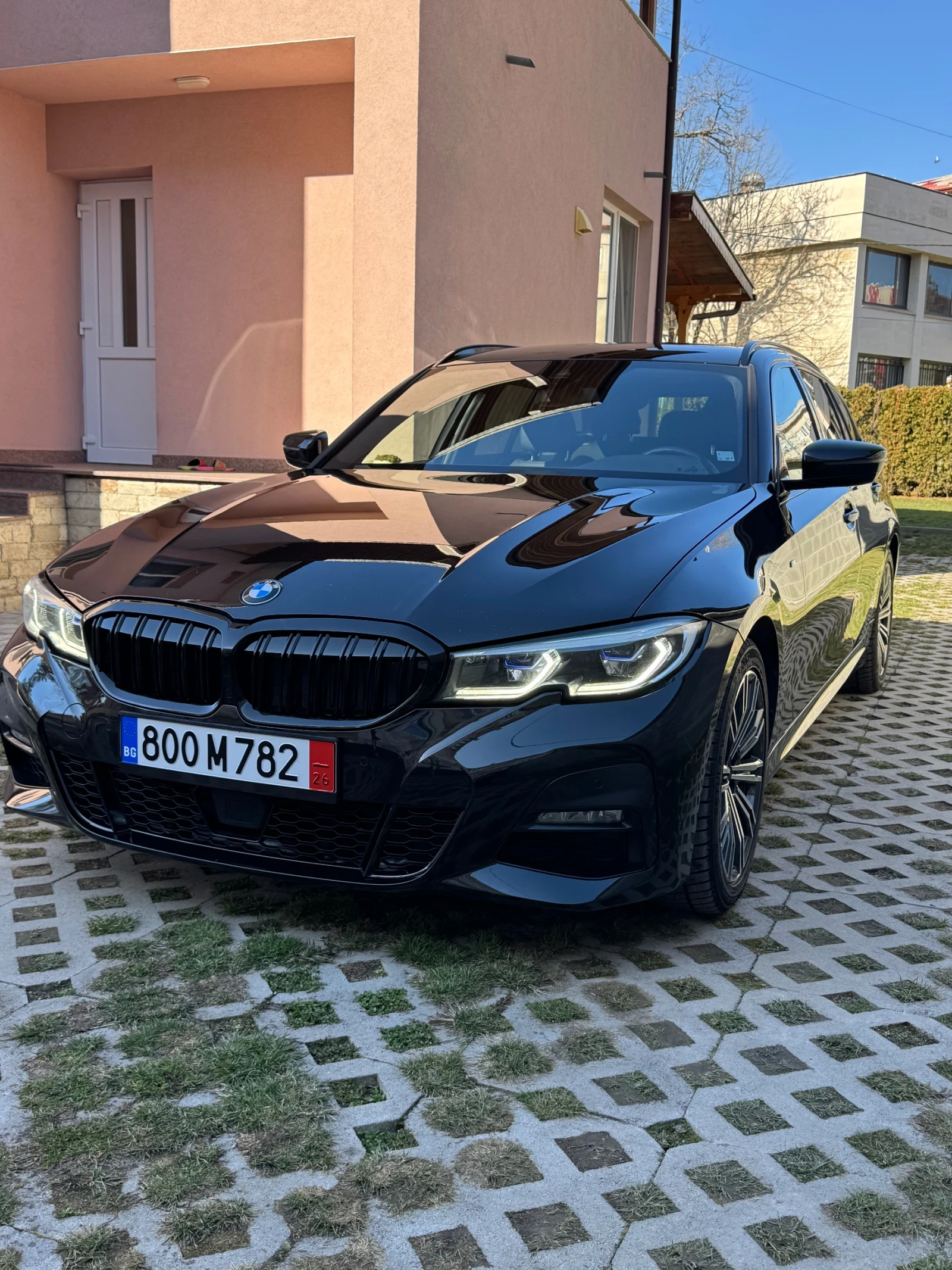 BMW 320 M-Pack X-Drive, снимка 6 - Автомобили и джипове - 53673803
