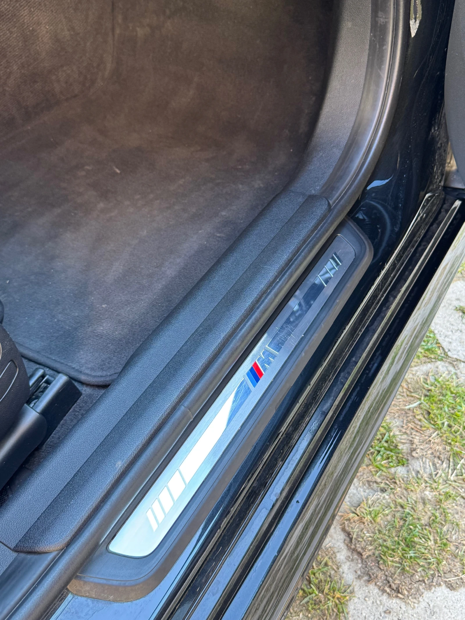 BMW 320 M-Pack X-Drive, снимка 17 - Автомобили и джипове - 53673803