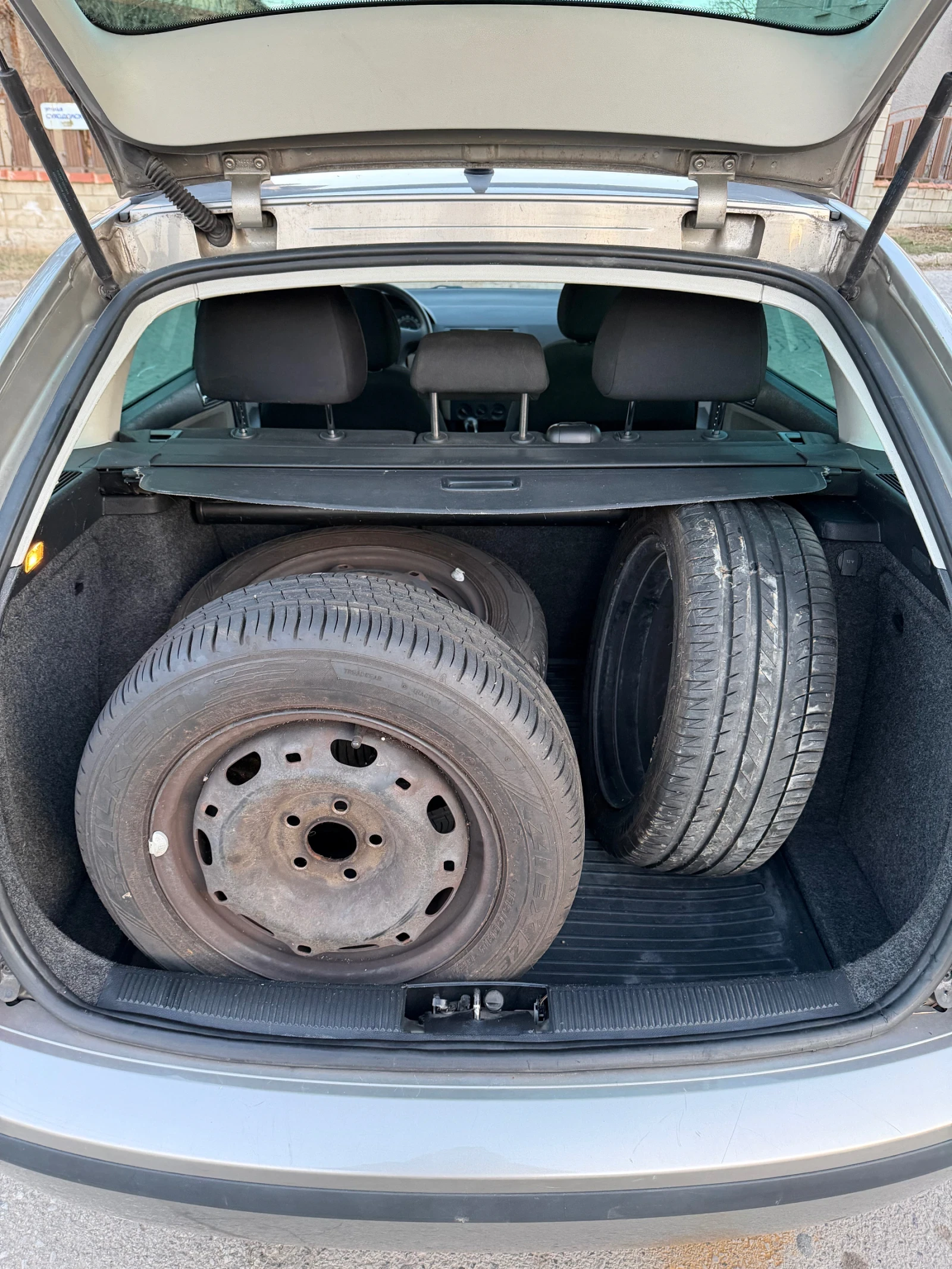 Skoda Fabia 1.4 TDI, снимка 14 - Автомобили и джипове - 53857202