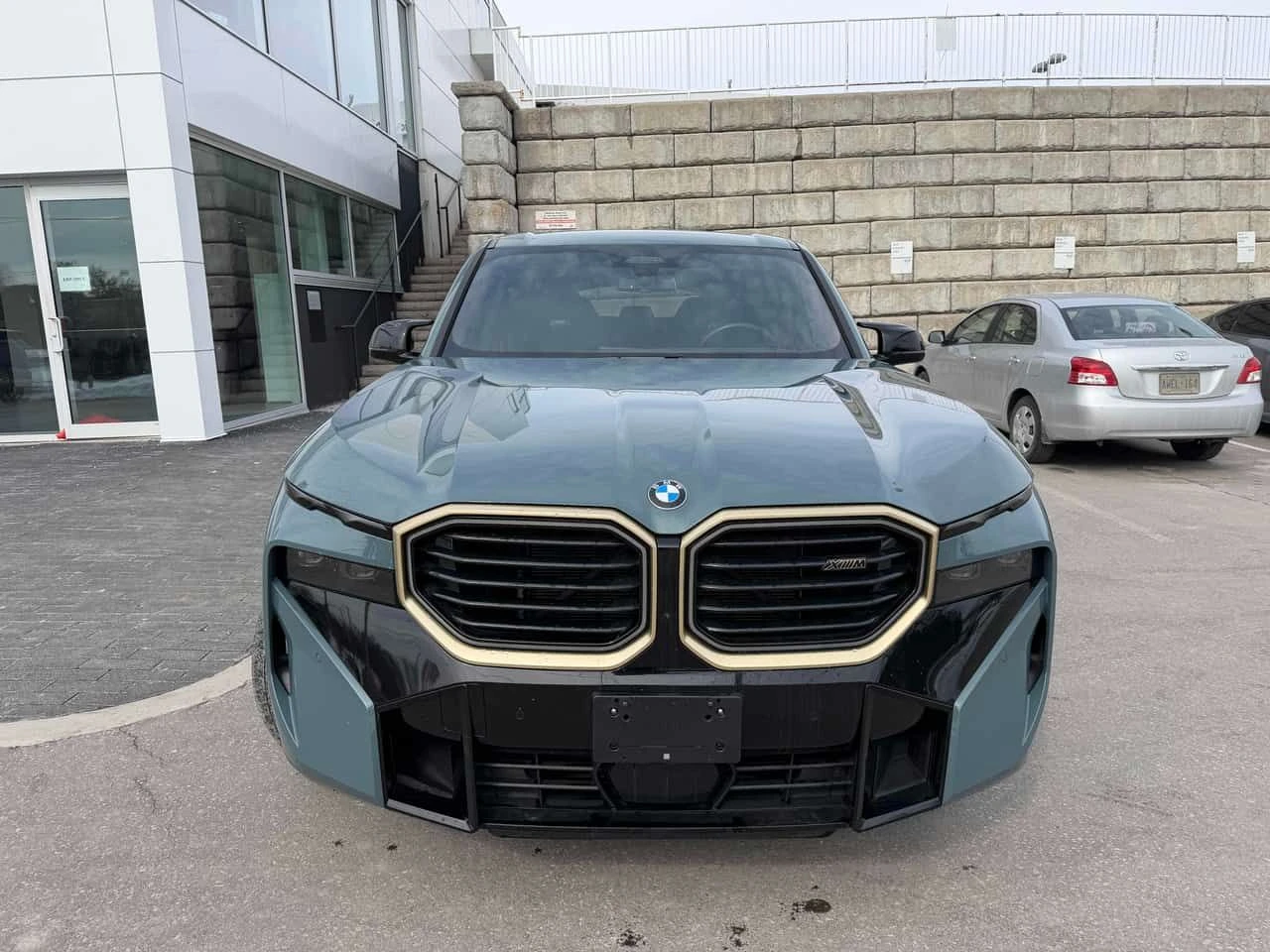 BMW XM * Sports Activity Vehicle * PANO* KEYLESS* ПОДГРЕВ, снимка 6 - Автомобили и джипове - 53921771