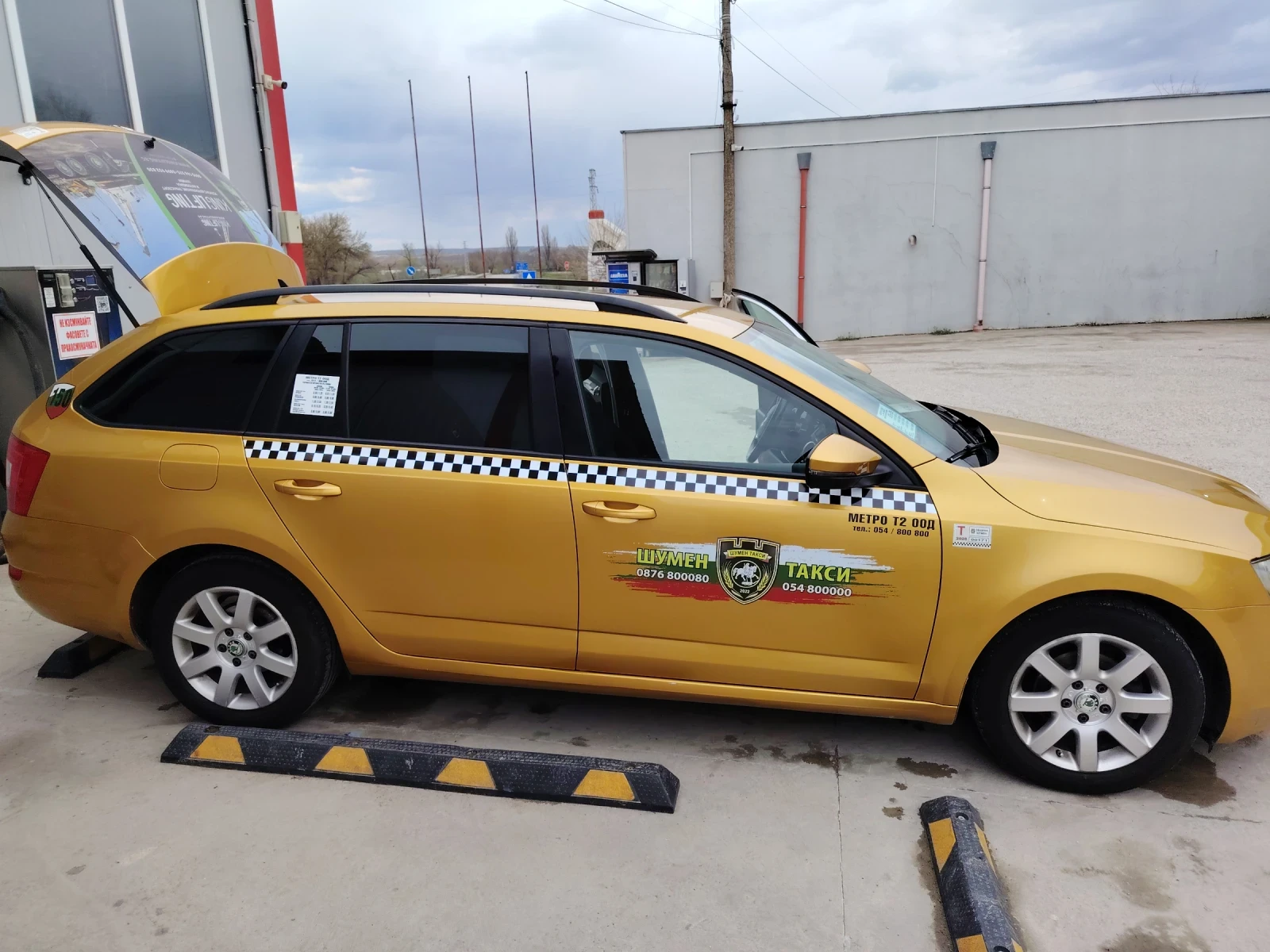 Skoda Octavia 1.6 TDI DSG, снимка 4 - Автомобили и джипове - 54171220