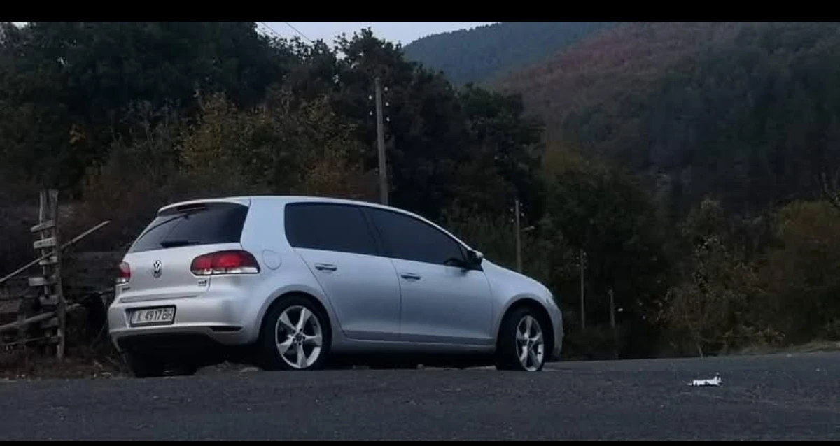 VW Golf, снимка 9 - Автомобили и джипове - 54887382