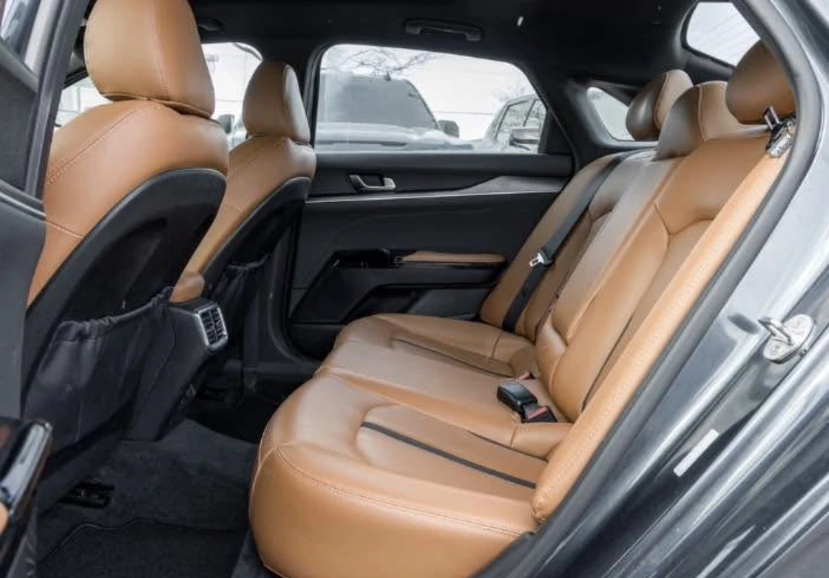 Kia K5 GT * ��������� * �������� * AWD * CARFAX *  | Mobile.bg � ����������� 10