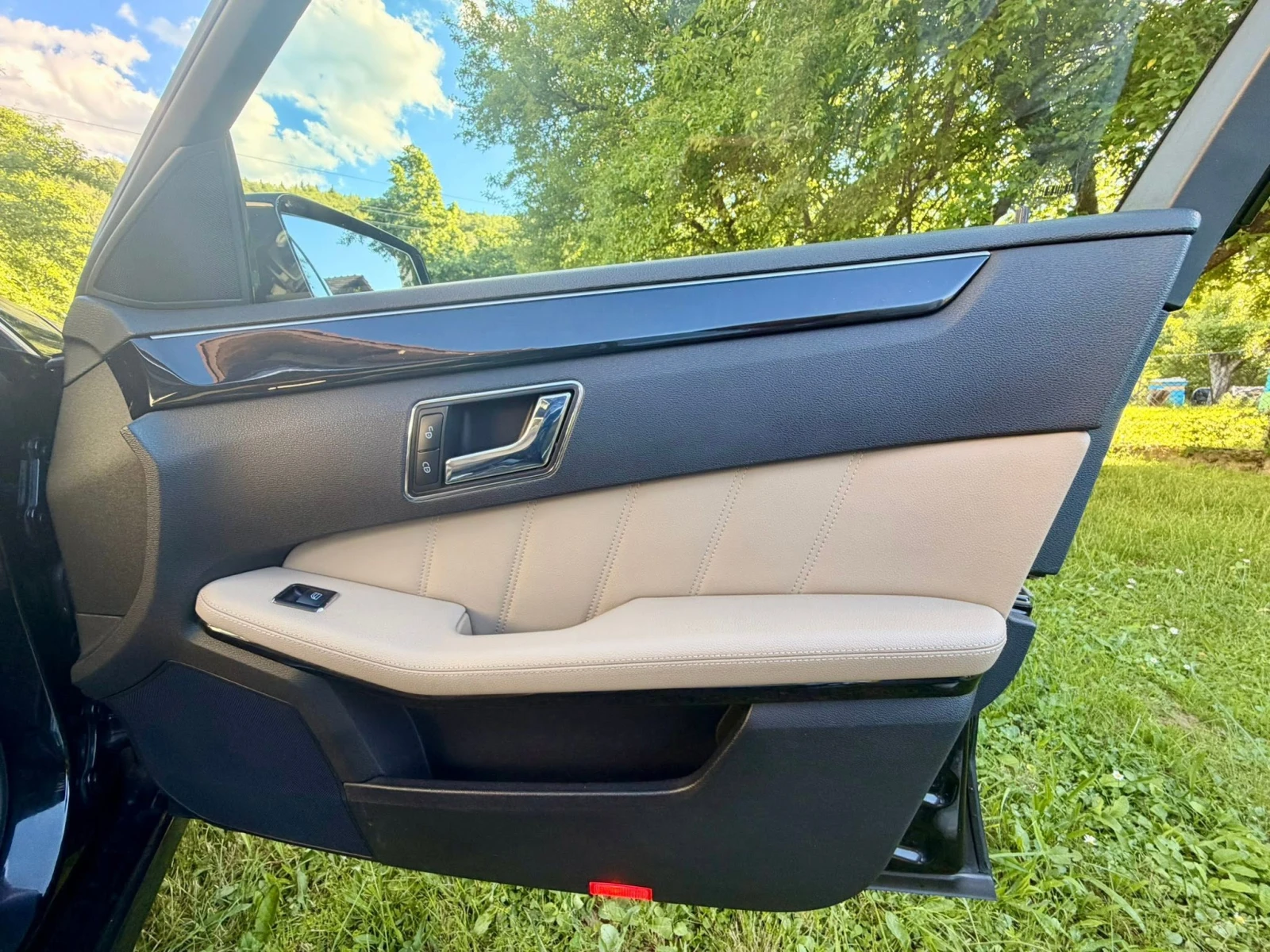 Mercedes-Benz E 350, снимка 10 - Автомобили и джипове - 54985550