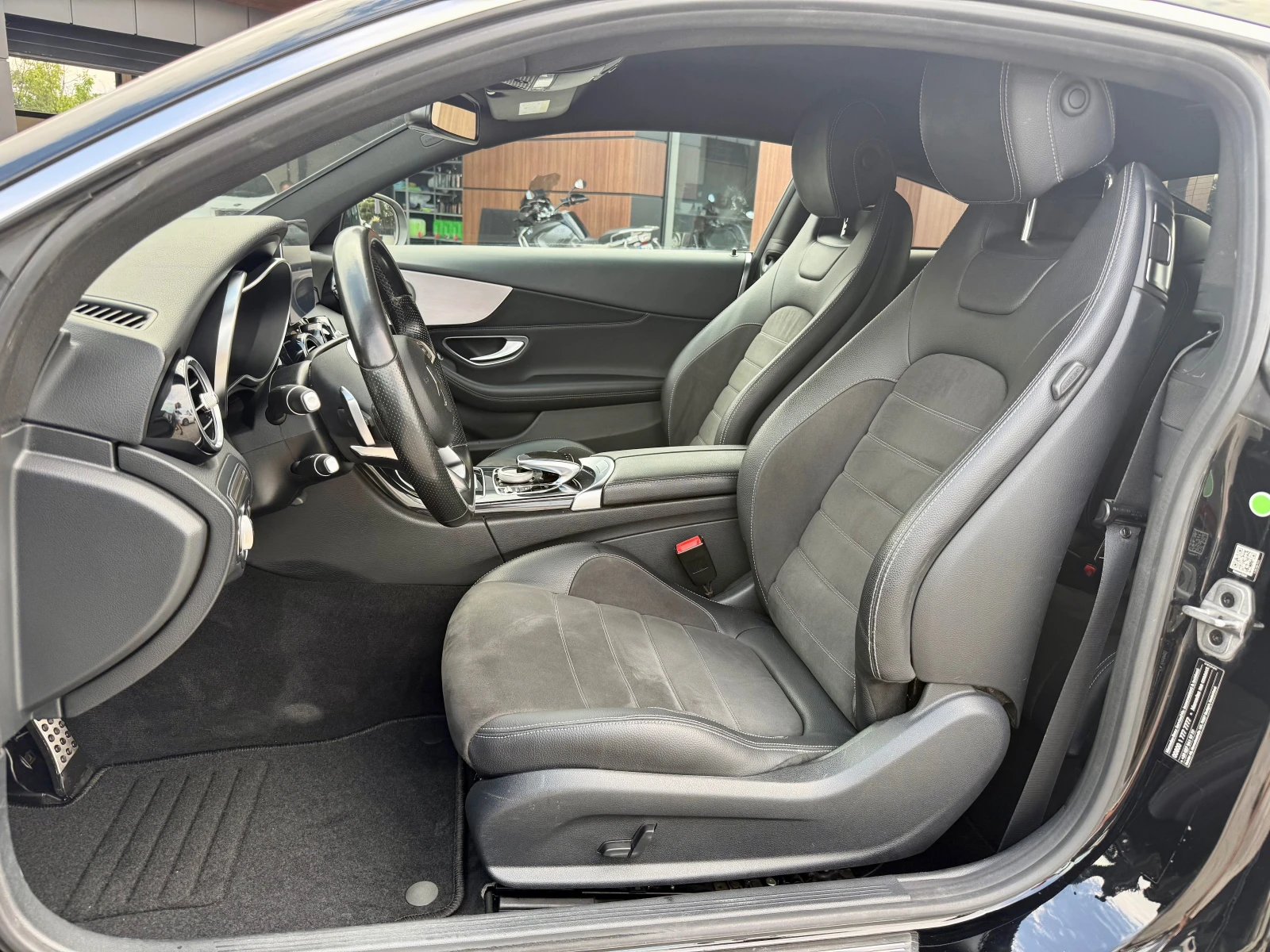 Mercedes-Benz C 220 AMG* 4X4* 9ск., снимка 12 - Автомобили и джипове - 55142219