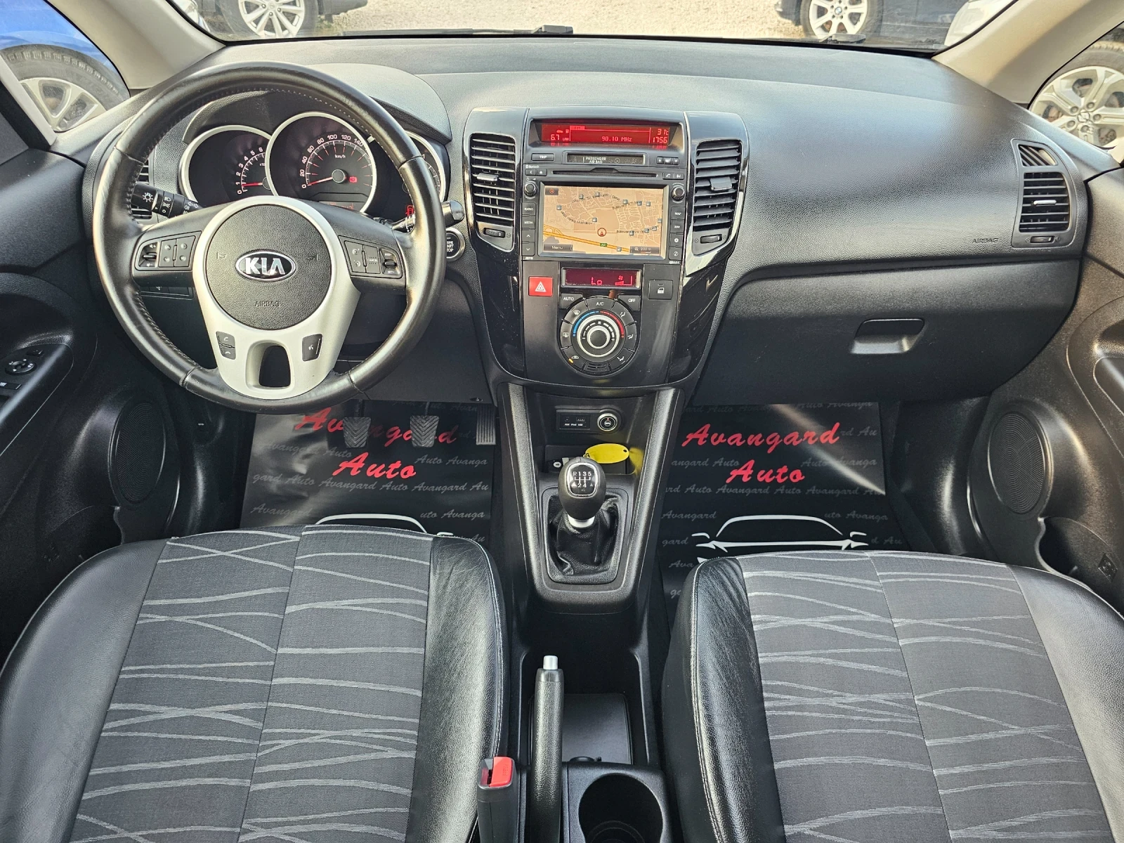 Kia Venga 1.4i, 90к.с., GPL, снимка 7 - Автомобили и джипове - 55437282