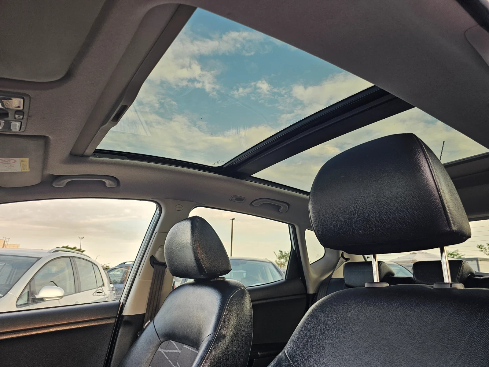 Kia Venga 1.4i, 90к.с., GPL, снимка 12 - Автомобили и джипове - 55437282